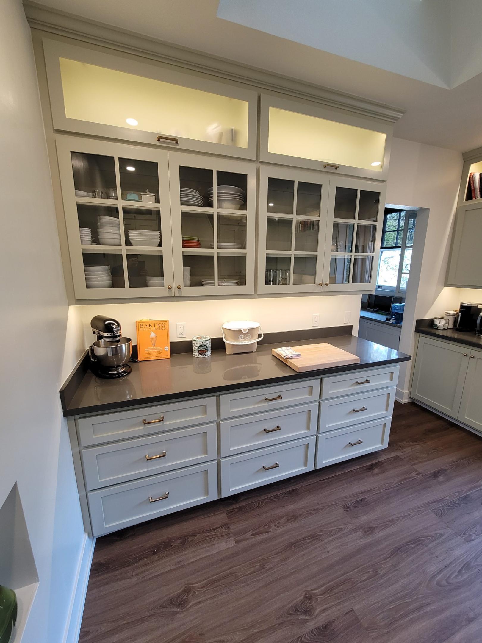 aesthetic kitchen aparador